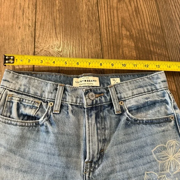 Lucky Brand Sienna Slim Boyfriend Jeans Womens Size 24 - Picture 2 of 8